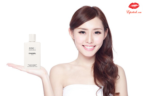 Sua-duong-the-Chanel-CoCo-Mademoiselle-2