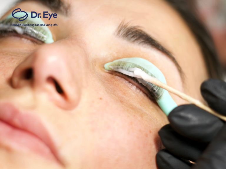 uốn mi bao nhiêu tiền