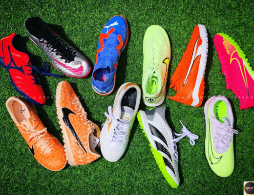 Nên chọn giày đá bóng có dây hay không dây?