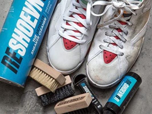 Những cách vệ sinh giày MLB đúng cách, đơn giản