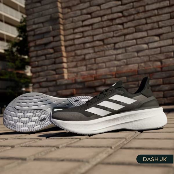 Thương hiệu giày thể thao Adidas