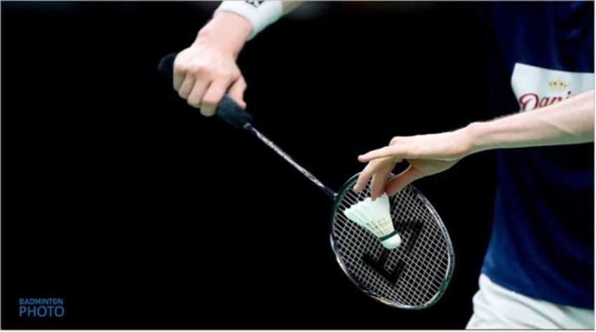 3 yếu tố quan trọng khi chọn vợt cầu lông: trọng lượng, độ cứng của cán vợt, và điểm cân bằng (Decathlon)