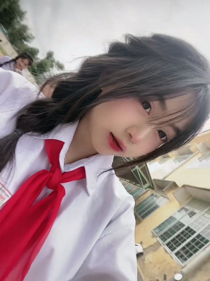 Ảnh gái xinh cấp 2