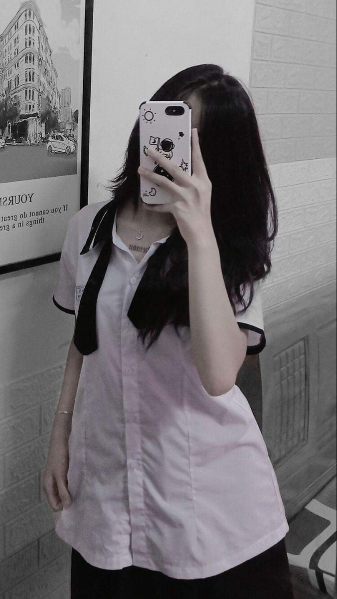 Ảnh gái lớp 7 che mặt