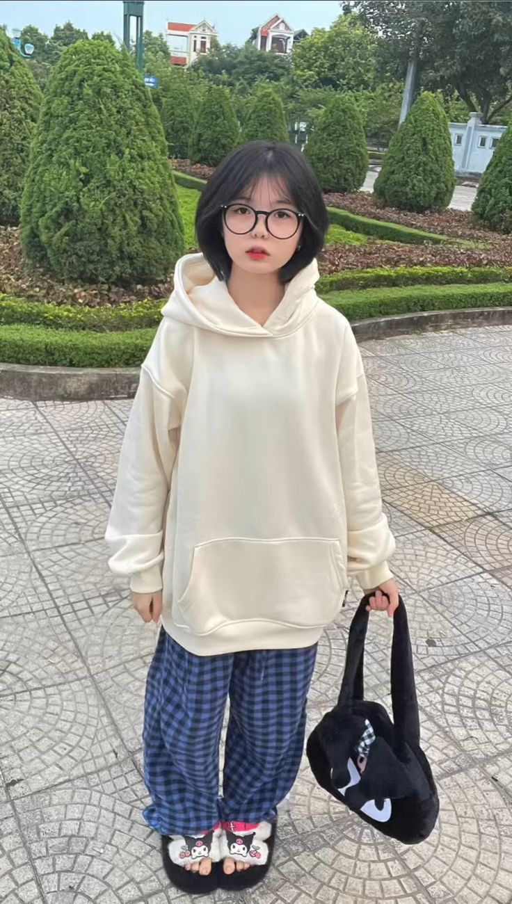 Ảnh gái xinh cấp 2 tươi mới ngọt ngào làm không gian thêm rực rỡ