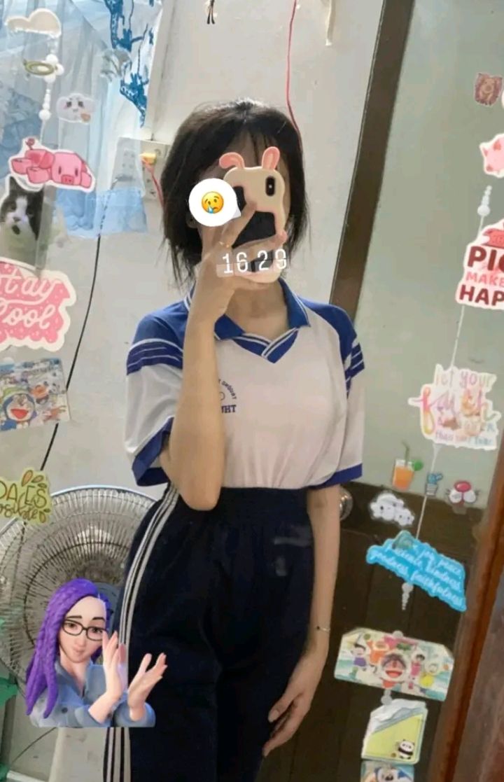 Vẻ đẹp ngây thơ tinh khôi trong ảnh gái xinh cấp 2 khiến lòng say mê