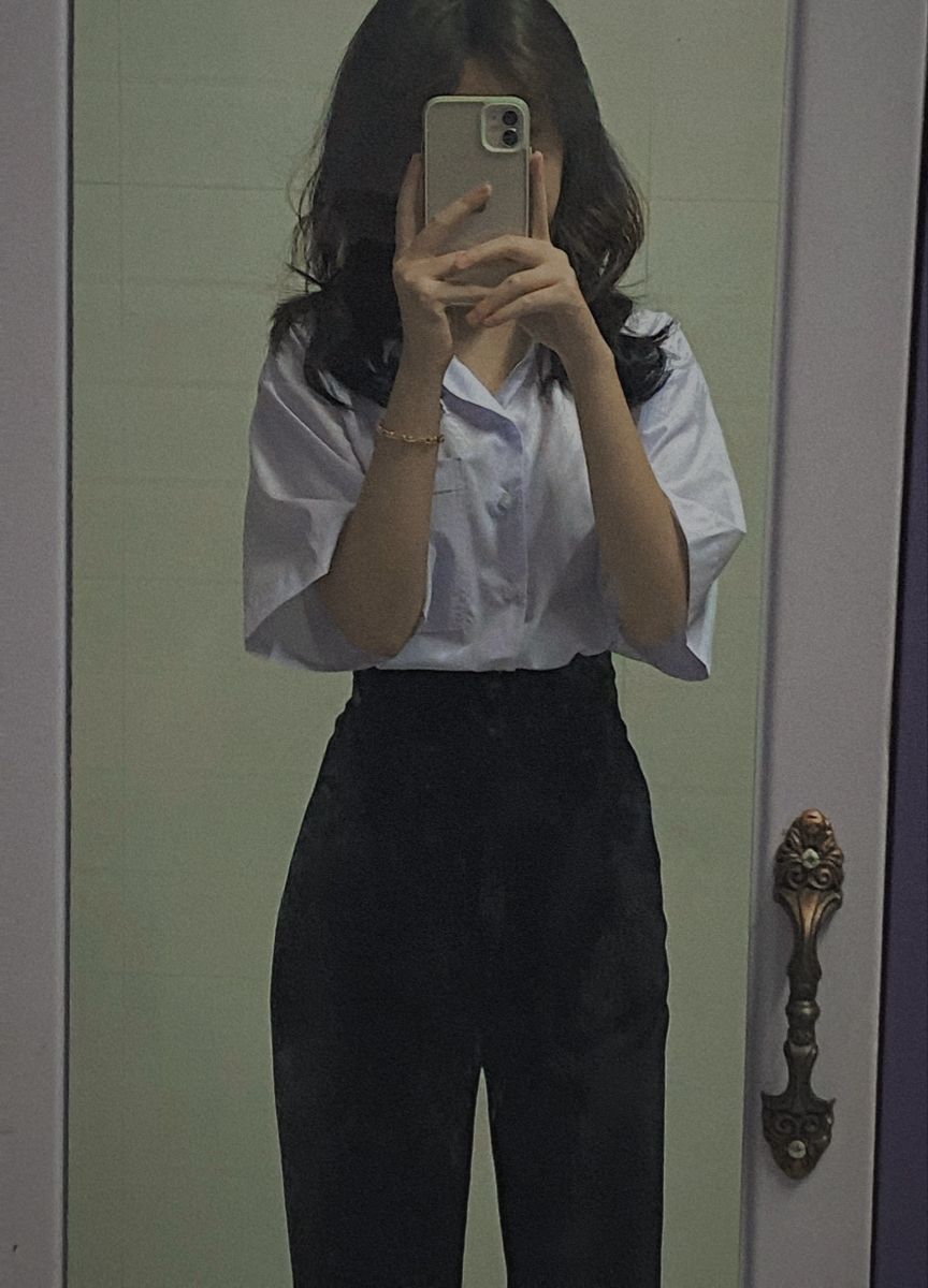 Vẻ đẹp trong sáng tự nhiên trong ảnh gái xinh cấp 2 khiến ai cũng nhớ mãi