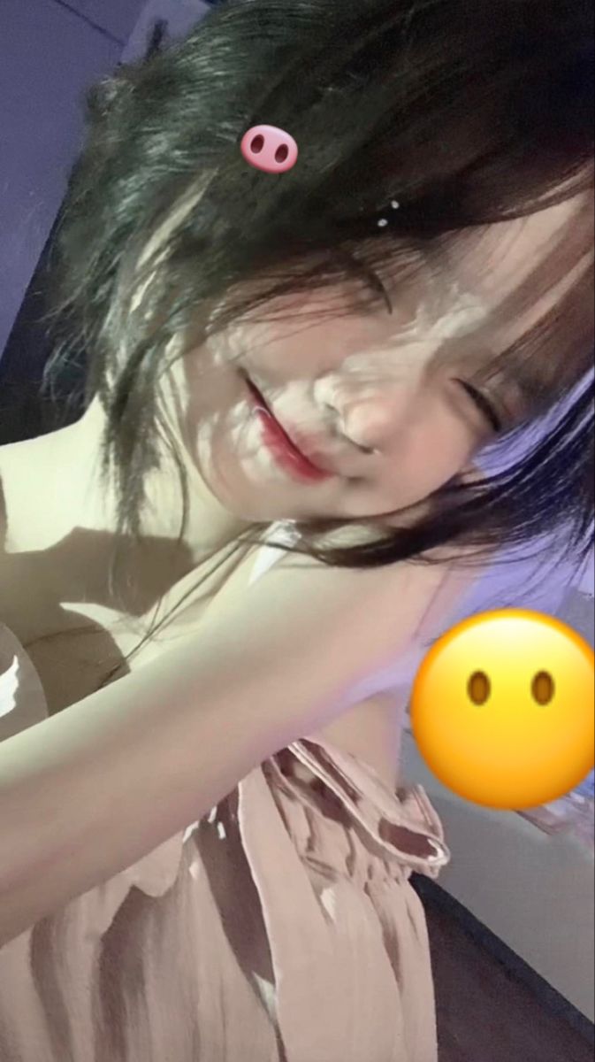 Nét ngây thơ đáng yêu trong ảnh gái xinh cấp 2 thật khó cưỡng