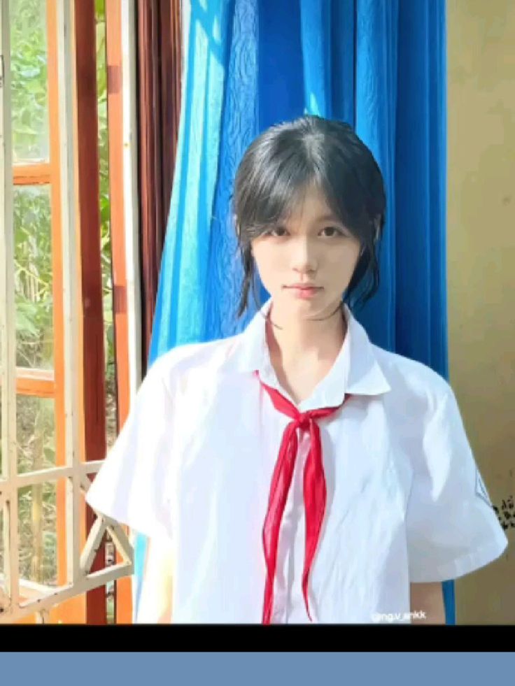 Vẻ đẹp giản dị tự nhiên trong ảnh gái xinh cấp 2 thật cuốn hút ánh nhìn