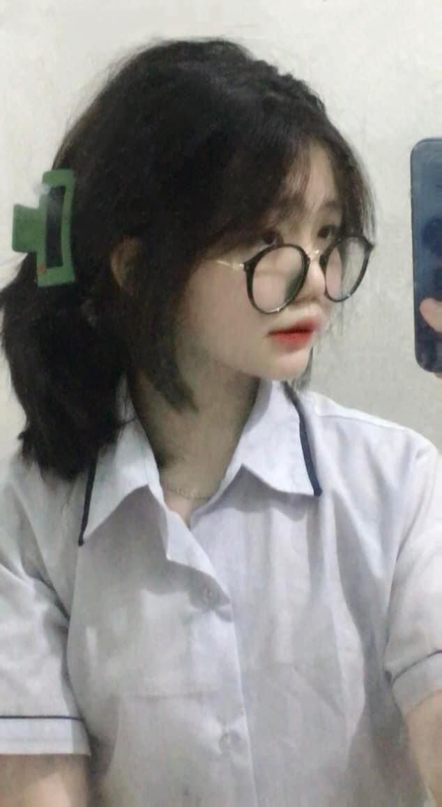 Vẻ đẹp tự nhiên trong sáng trong ảnh gái xinh cấp 2 để lại ấn tượng lâu dài