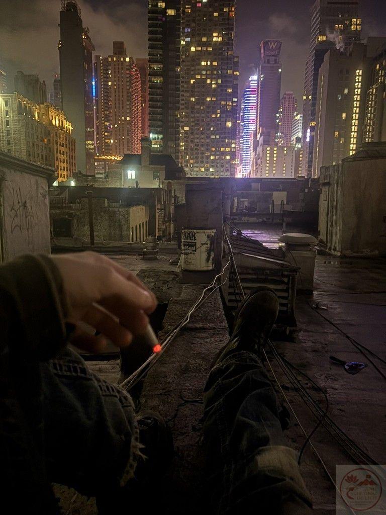 Ảnh cầm điếu thuốc chill