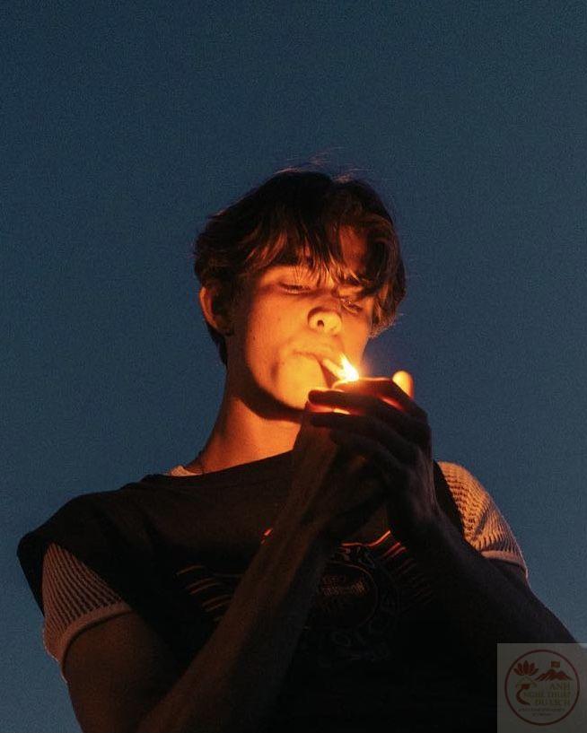 Giữa khoảnh khắc lặng im, tấm hình gợi cảm giác trầm lắng khó quên