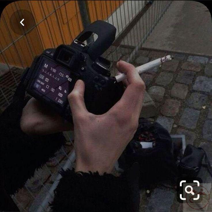 Cảm giác man mác hiện lên qua từng chi tiết mờ nhạt trong bức hình