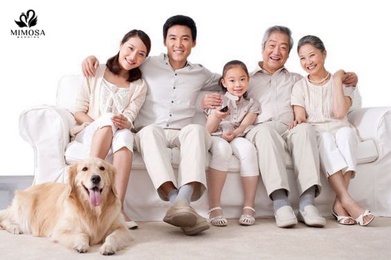 chup-anh-gia-dinh-5-nguoi