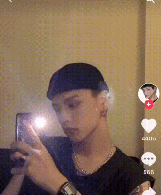 Hot boy Trung Quốc triệu follow bị fan quay lưng vì lộ nhan sắc thật