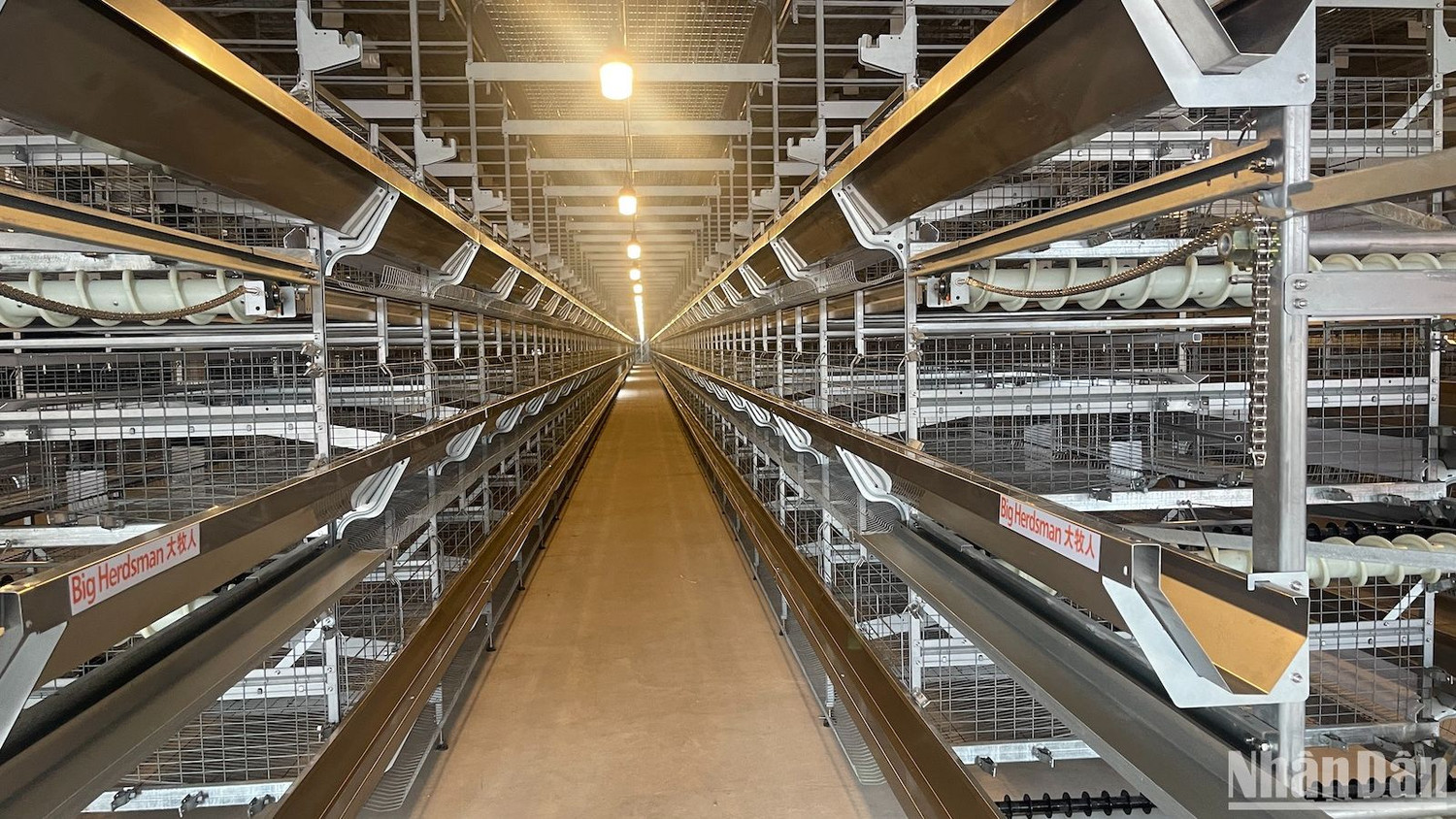 Trang thiết bị và công nghệ trong trang trại đều được cung cấp bởi các tập đoàn nổi tiếng.