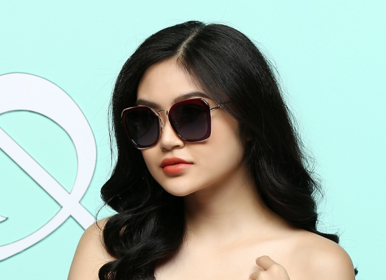 Gọng kính hình bướm : Phong cách gọng kính độc đáo!