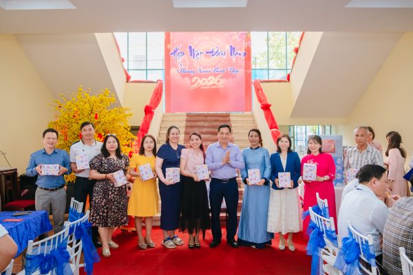 PHÂN HIỆU HỌC VIỆN HÀNH CHÍNH VÀ QUẢN TRỊ CÔNG TẠI TP. HỒ CHÍ MINH TỔ CHỨC HỌP MẶT ĐẦU XUÂN BÍNH NGỌ 2026