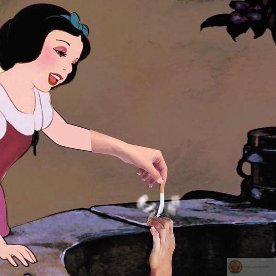 Meme công chúa hút thuốc