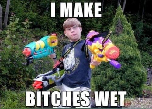 Meme bắn súng độc đáo khẳng định internet luôn có cách tạo ra niềm vui mới