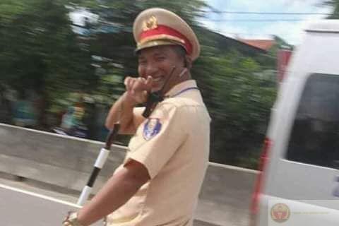 Meme công an giao thông