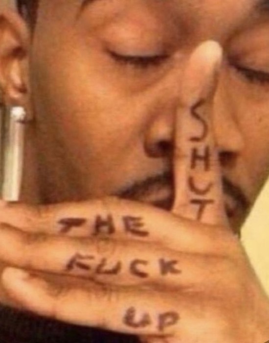 Cái gì cũng nói, trừ điều nên im