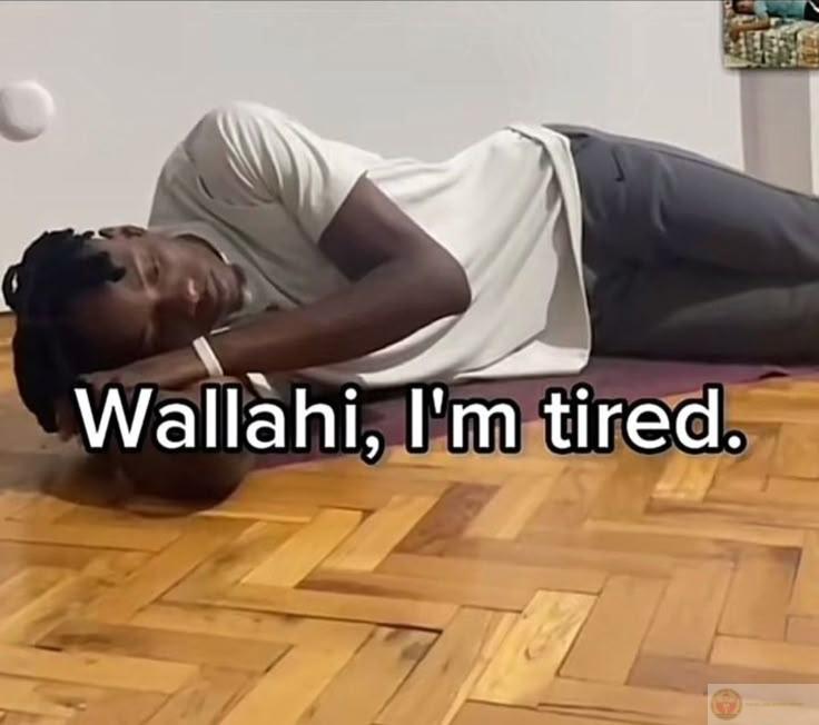 Meme mệt mỏi