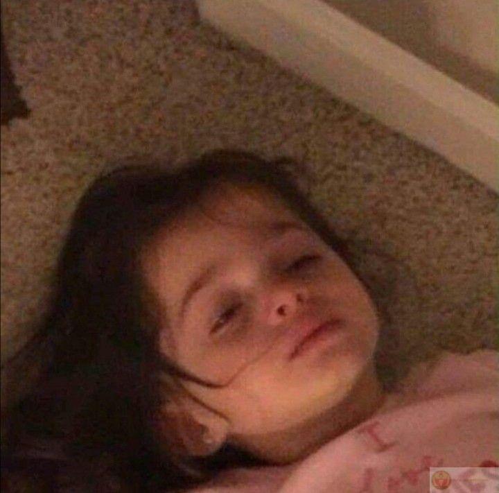 Ảnh chế mệt mỏi buồn cười khiến cư dân mạng chia sẻ rầm rộ khắp mạng xã hội