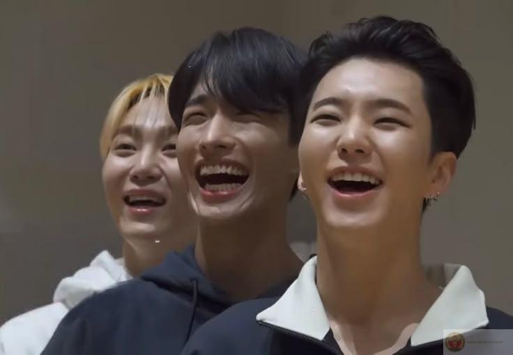 Cười như mất trí nhưng cảm thấy nhẹ lòng hẳn