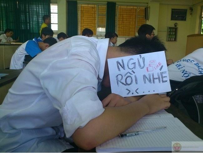 Ngủ muộn nhưng vẫn mong dậy sớm thật tỉnh táo