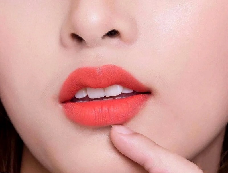 Màu đỏ cảm giữ được từ 3 - 5 năm với điều kiện tốt