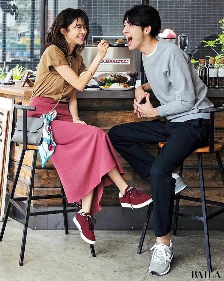 Cách pose dáng chụp ảnh cặp đôi mùa Valentine 3