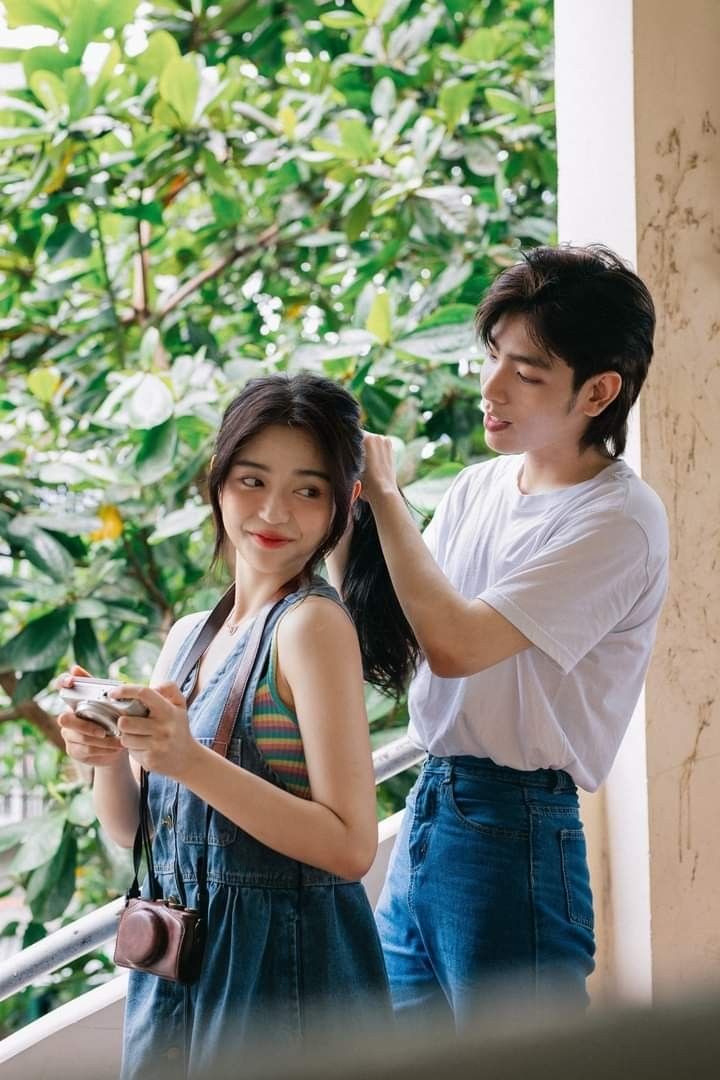 Cách pose dáng chụp ảnh cặp đôi mùa Valentine 7