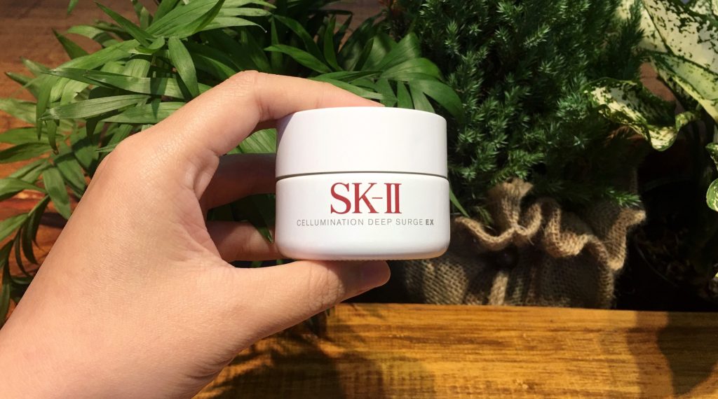 z2279288475912 afe71f896a9295dfe86aa874be6ecbd4 1024x570 - Trọn Bộ SK-II Trị Nám Tàn Nhang Chuyên Sâu Size Lớn