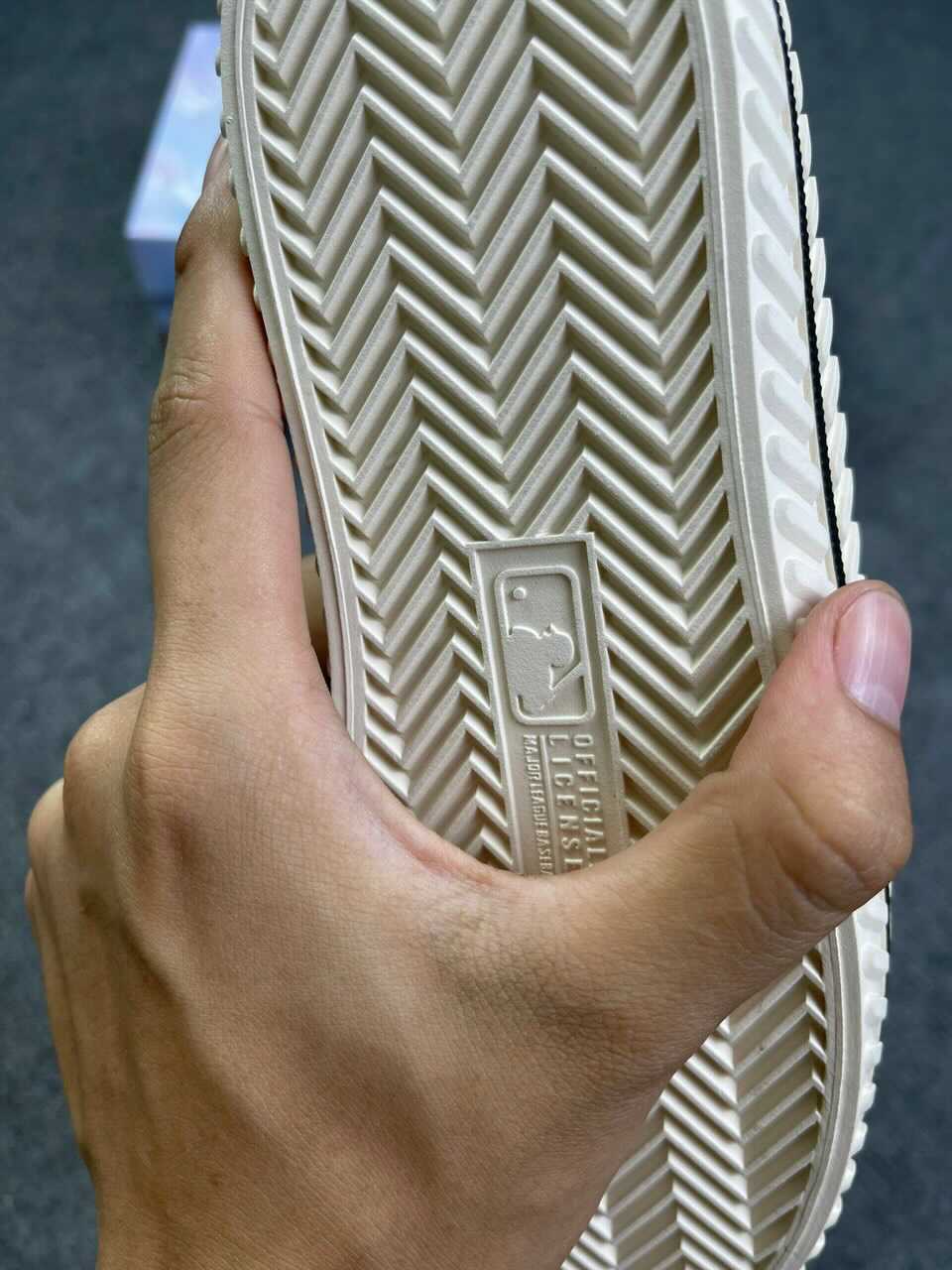 Đế Giày Sục Mlb Xanh Thêu Ny