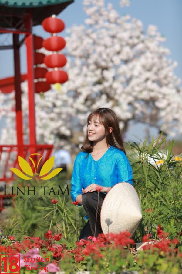 Gái Xinh Quê Miền Nam Mặc áo Dài (3)