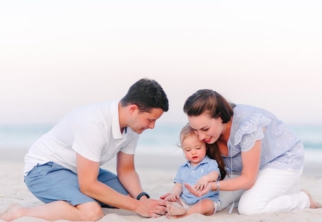 tạo dáng chụp ảnh 3 người