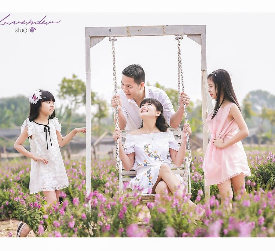 chụp gia đình tự nhiên
