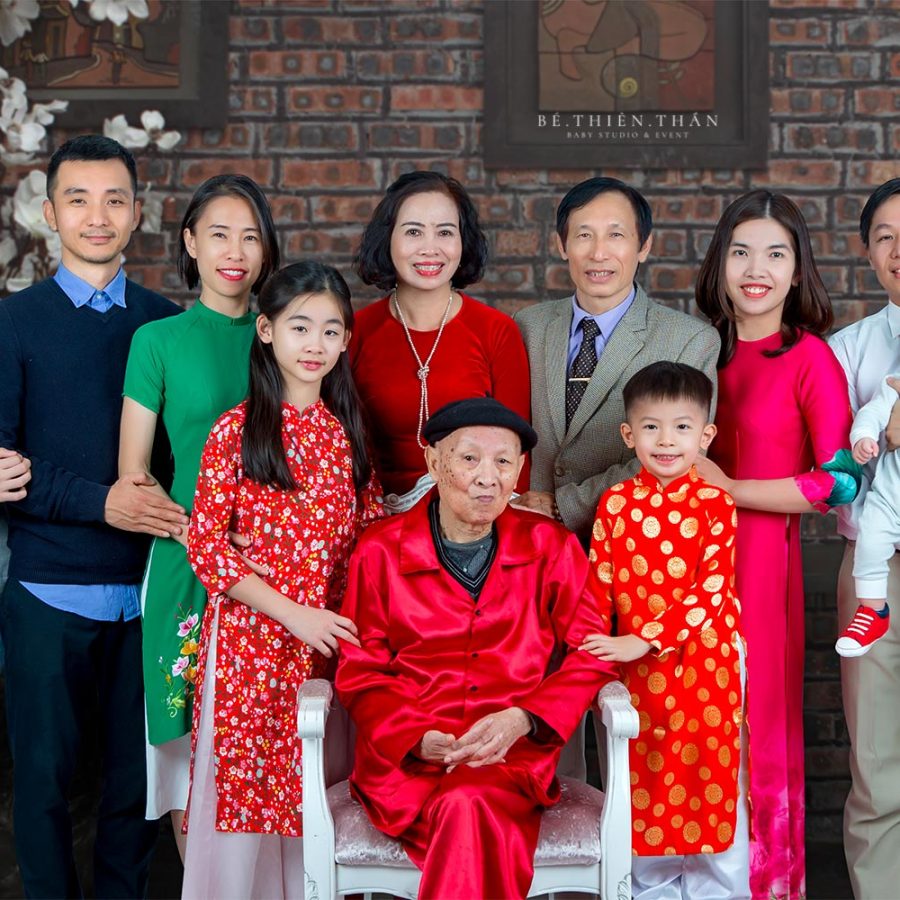 Chụp ảnh gia đình kỷ niệm cùng Lavender studio
