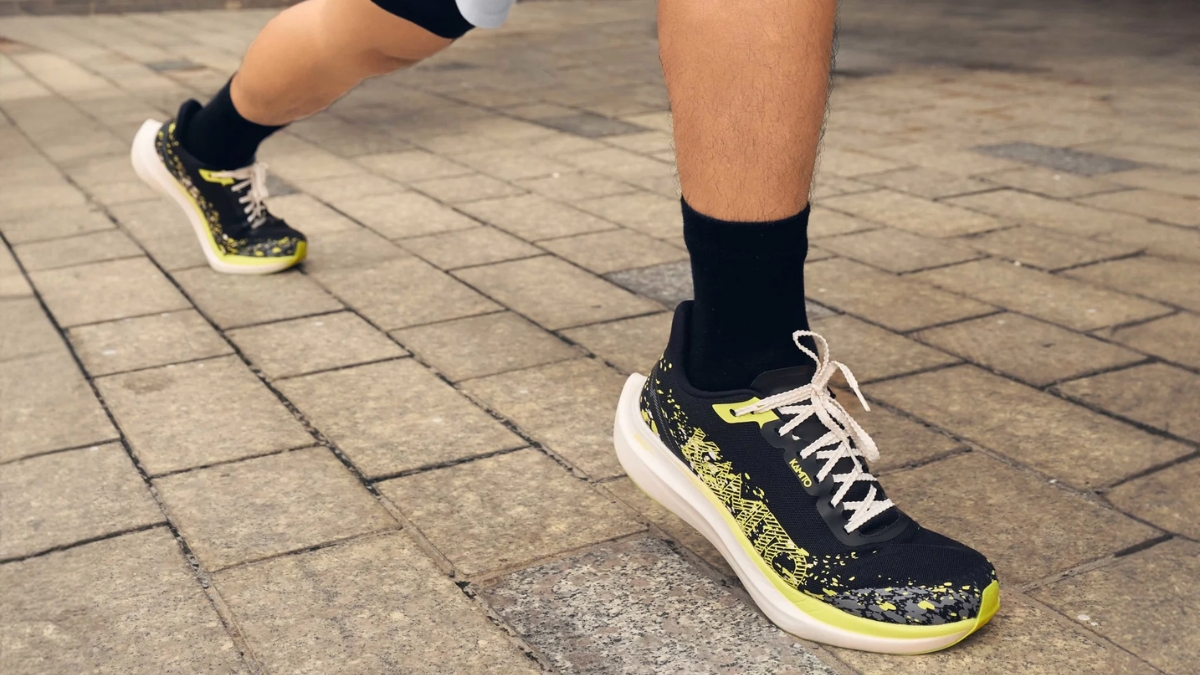 top 8 giày chạy bộ dưới 1 triệu đáng mua nhất hiện nay