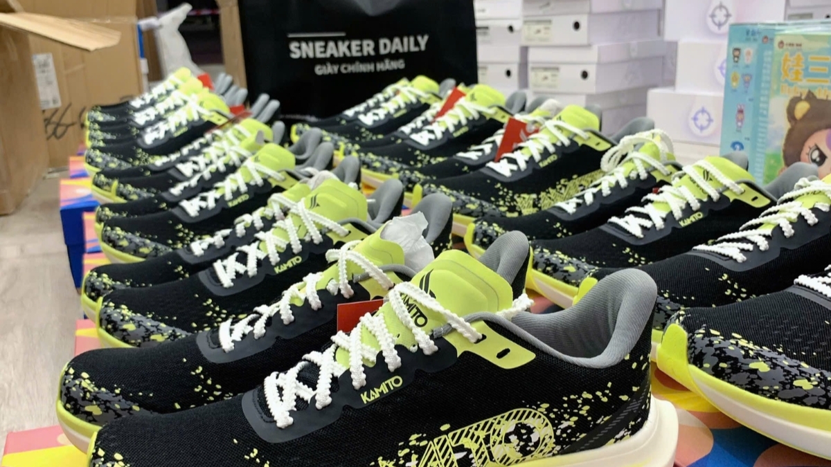 top 8 giày chạy bộ dưới 1 triệu đáng mua nhất hiện nay