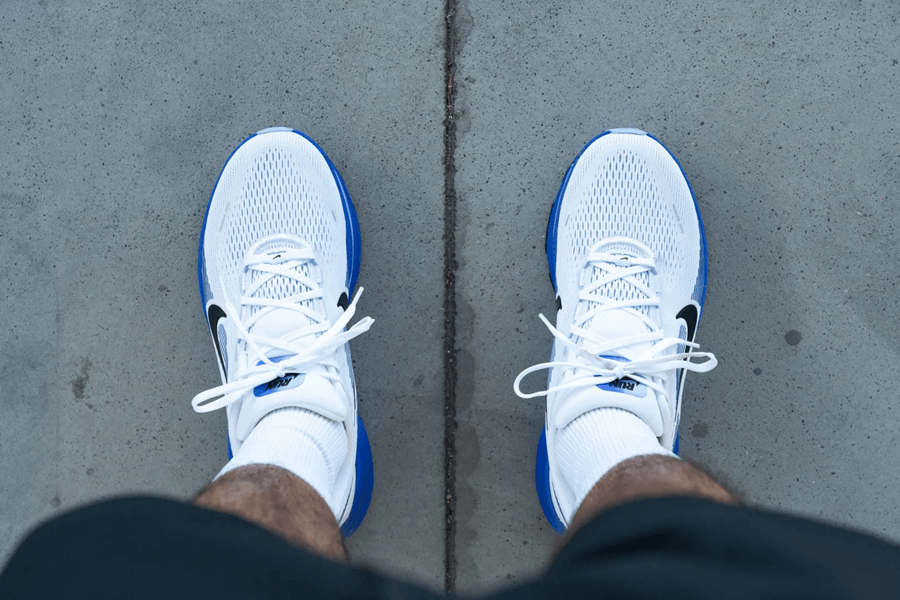 Review Nike Vomero 18: Giày chạy siêu thoải mái cho đường dài