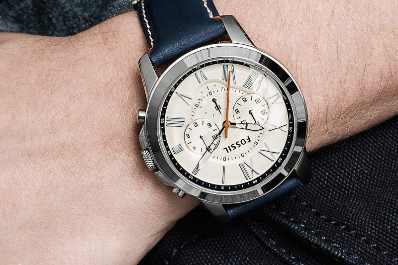 Đồng hồ thông minh Diesel