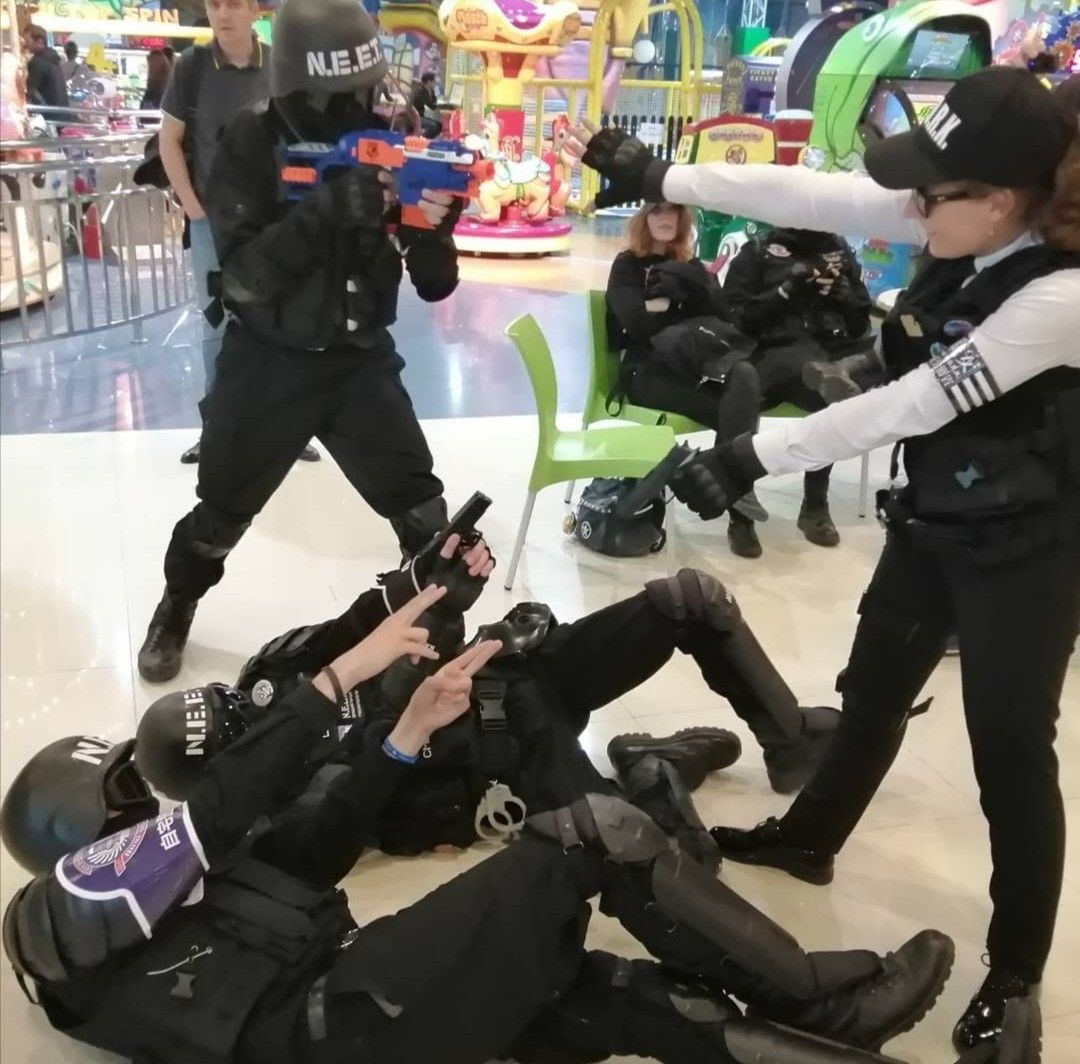 Mỗi lần gõ bàn phím, lòng lại thót vì FBI