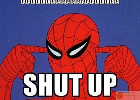 Không ai hiểu mình bằng chiếc gối ôm im lặng