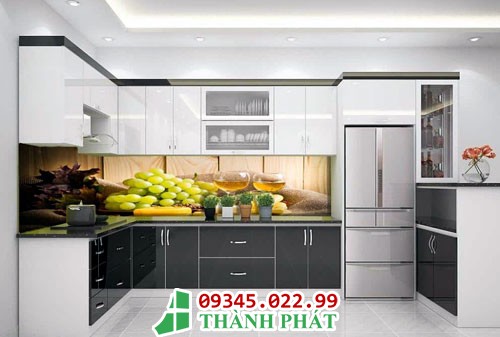 Mẫu kính ốp bếp 2022 đẹp mê ly cho nhà bếp