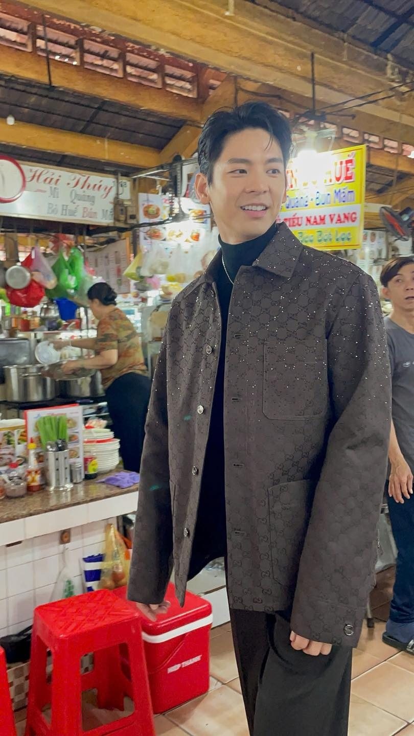 Lam Bach Hoanh anh 2