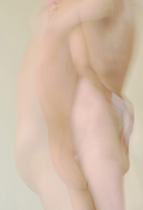 “Ảnh nude dung tục hay không là do mục đích người chụp”